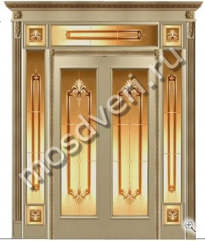 Светлая дверь с витражами для частного дома с отделкой массивом - купить от производителя Мосдвери Светлая дверь с витражами для частного дома с отделкой массивом